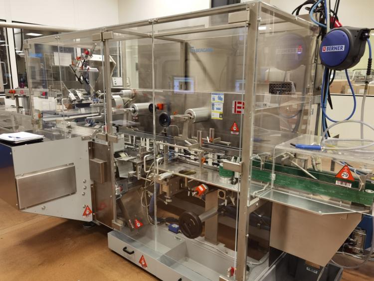 sachet powder line Schmucker Tenax 8L + cartoner Bergami AS 200L