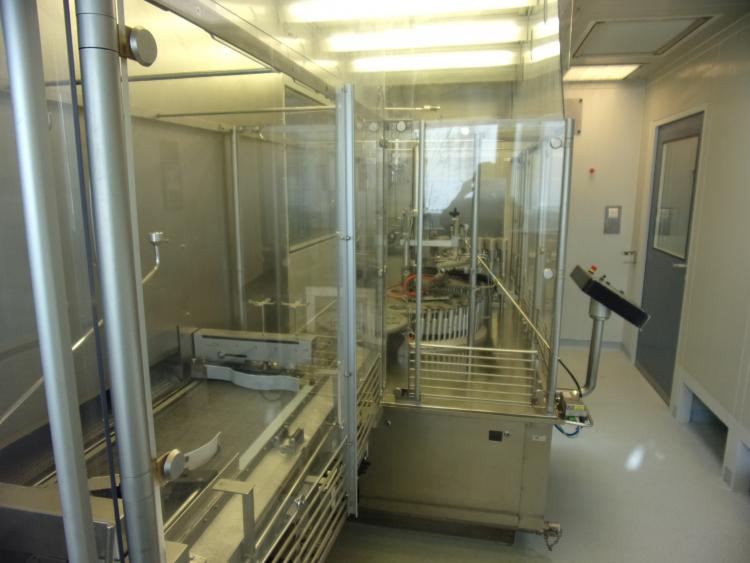Bausch & Stroebel ampoules filling line