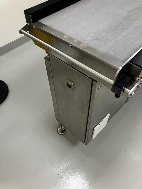 Semi-automatic inspection machine for vials SEIDENADER V90-AVSB/75-LR