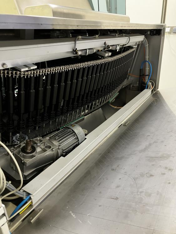 Semi-automatic inspection machine for vials SEIDENADER V90-AVSB/75-LR