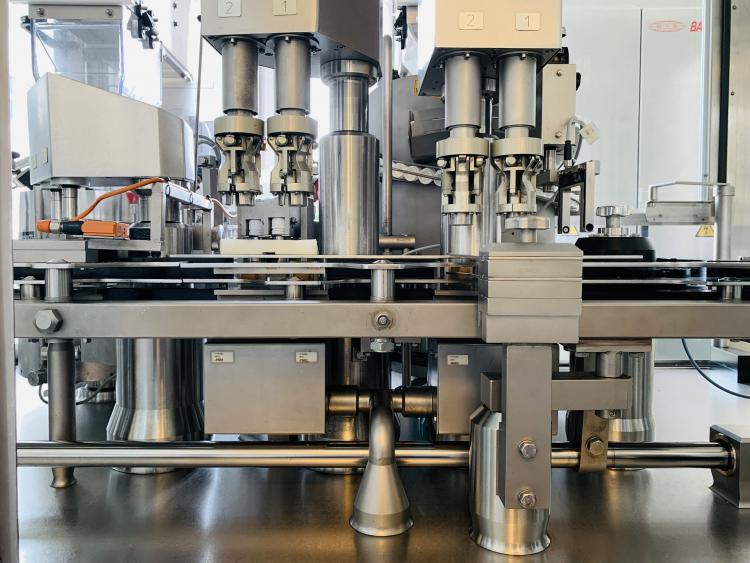 Filling/ closing machine for vials B&S FVF5060