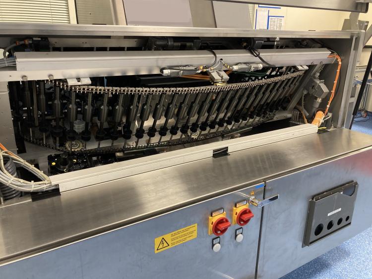Semi-automatic inspection machine for vials SEIDENADER V90-AVSB/60-LR