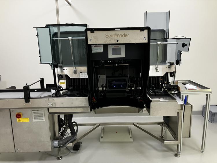 Semi-automatic inspection machine for vials SEIDENADER V90-AVSB/75-LR