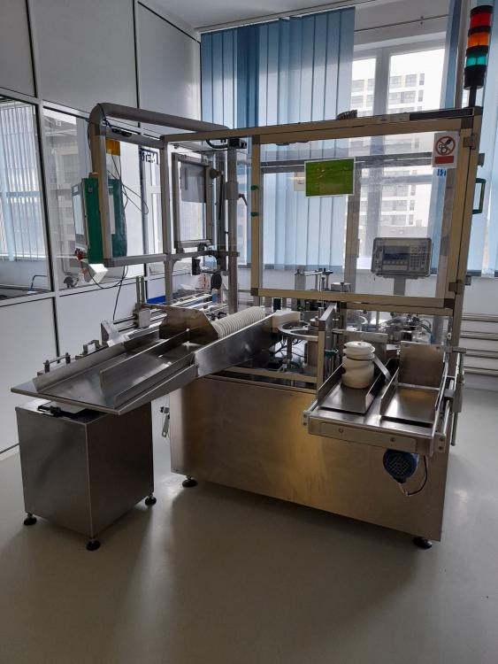 Labelling machine for ampoules, vials NERI RL500