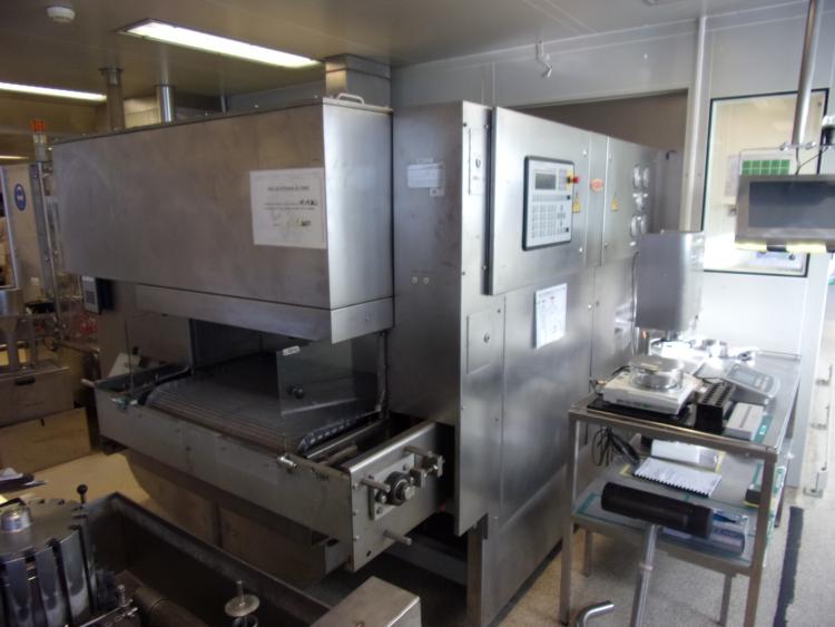 Bausch & Stroebel ampoules filling line