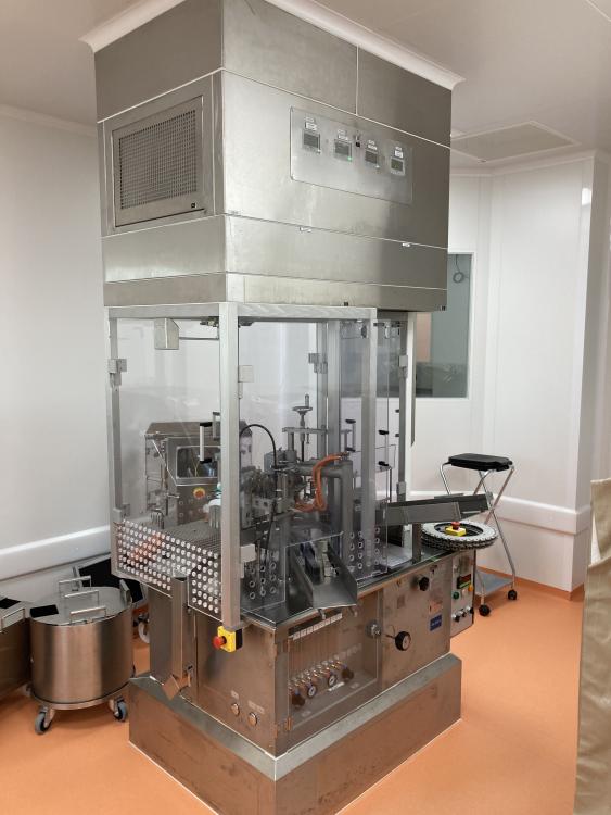 Ampoule filling machine for closed ampoules ROTA R920