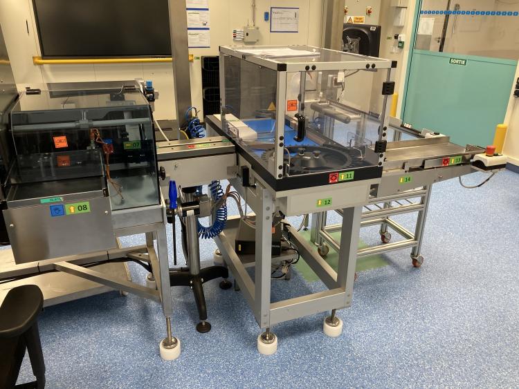 Semi-automatic inspection machine for vials SEIDENADER V90-AVSB/60-LR