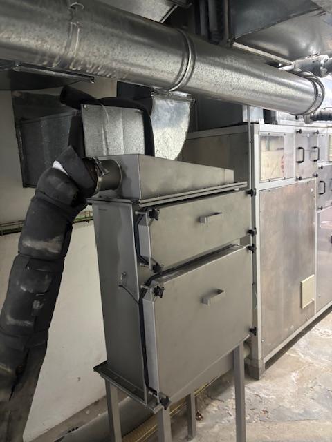 Fluid bed dryer for development Huttlin UNILAB-5-TJ