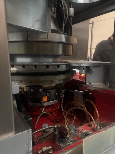 2x Rotary tablet press FETTE P2100