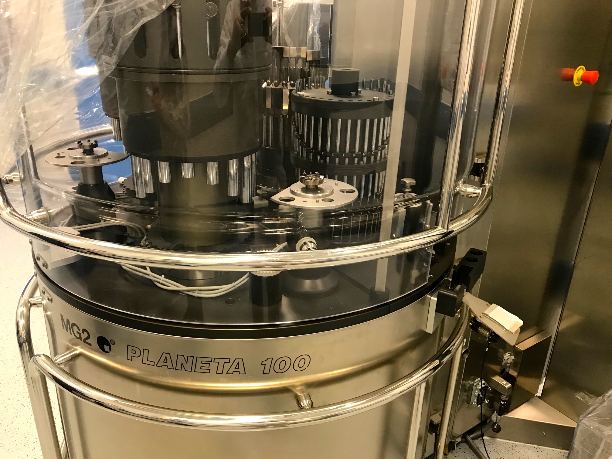 Capsule filling machines
